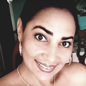 Meet your Posher, Yeny